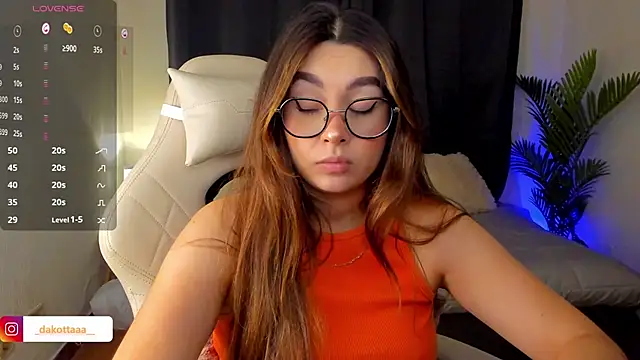 Snapshot of dakottaa_ chatting on September 15, 2025, 11:27 pm dakottaa online show from September 15, 2025, 11:27 pm