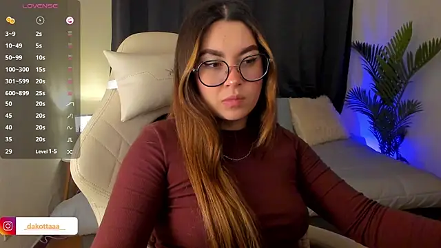 Snapshot of dakottaa_ chatting on November 7, 2025, 11:38 pm dakottaa online show from November 7, 2025, 11:38 pm