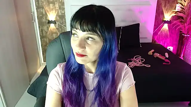 Snapshot of kitty__horny chatting on December 23, 2024, 12:08 pm kitty horny online show from December 23, 2024, 12:08 pm