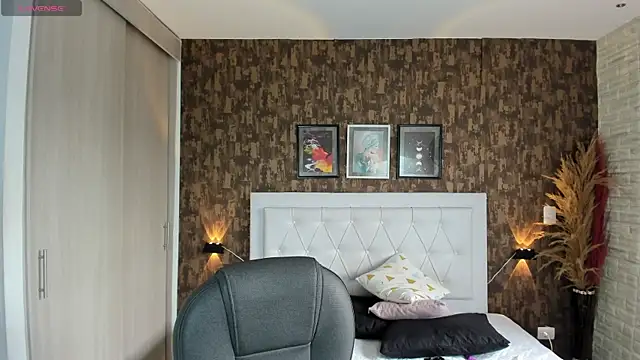 Snapshot of kitty__horny chatting on January 28, 2025, 5:46 pm kitty horny online show from January 28, 2025, 5:46 pm