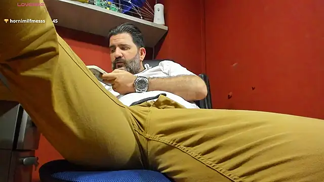 Maxi TheBigDaddy online show from February 25, 2025, 6:31 pm