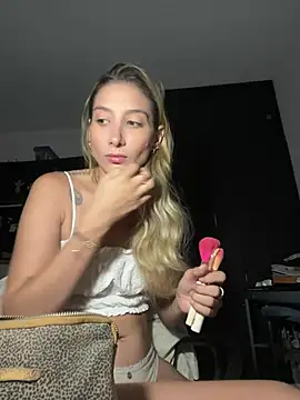 DanikRosse online show from January 24, 2025, 4:05 am