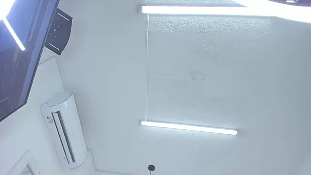 Belle Brunette online show from March 6, 2025, 12:32 am