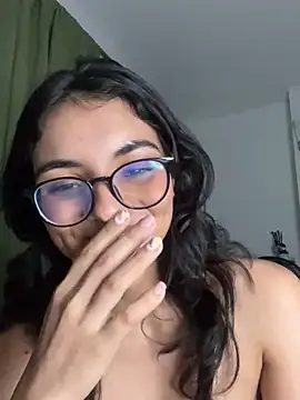 Cat2525 online show from December 16, 2024, 4:55 am