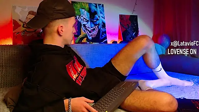 Midnighter  online show from January 30, 2025, 9:04 am