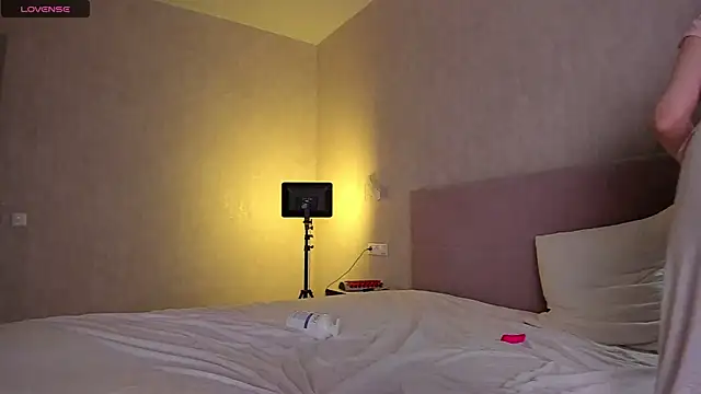 PatriciaBlairs online show from October 2, 2025, 7:43 pm