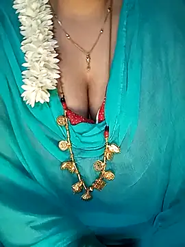 tuttifrutti17 online show from February 15, 2025, 6:01 pm