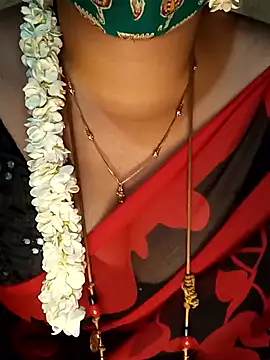 tuttifrutti17 online show from March 16, 2025, 5:39 pm