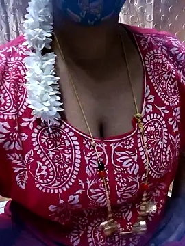 tuttifrutti17 online show from January 10, 2026, 5:15 pm