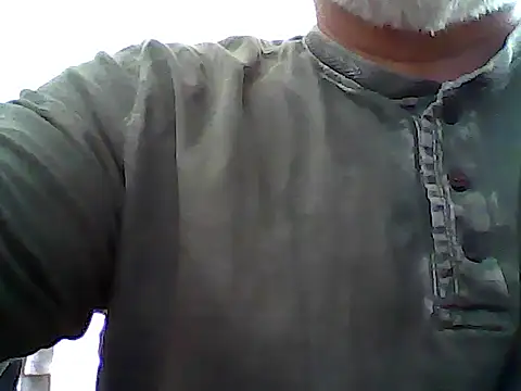 xcimeru online show from February 26, 2025, 3:08 pm