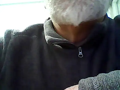 xcimeru online show from February 21, 2026, 4:35 am