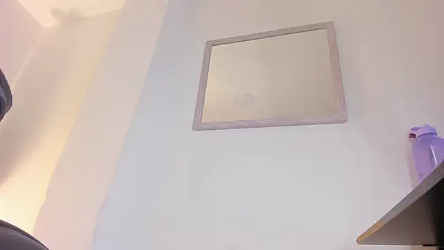 izaro22 online show from February 15, 2025, 10:10 pm