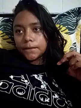 Chiara petterson online show from February 6, 2025, 8:23 pm