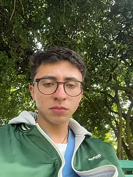 CamiRojas boy online show from April 24, 2026, 6:10 pm