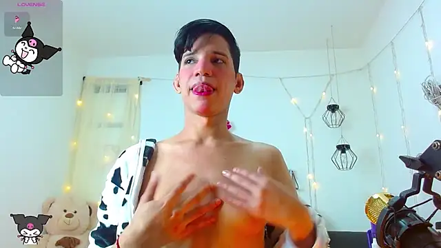 Ariel Femboy  online show from January 1, 2025, 6:47 am