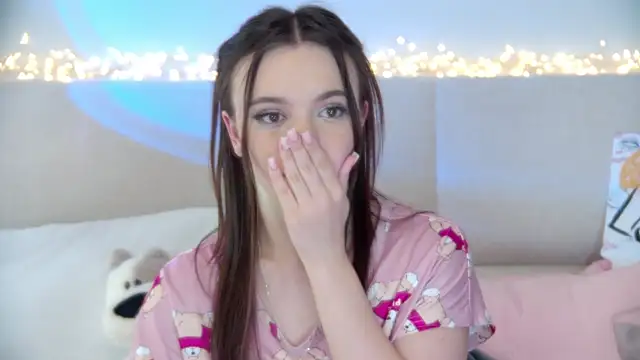 ElisabethDavis online show from January 21, 2025, 9:15 pm