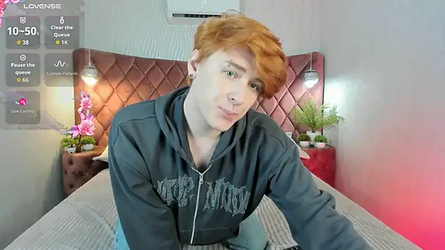 Snapshot of _YummyTony_ chatting on May 26, 2026, 7:04 am YummyTony online show from May 26, 2026, 7:04 am
