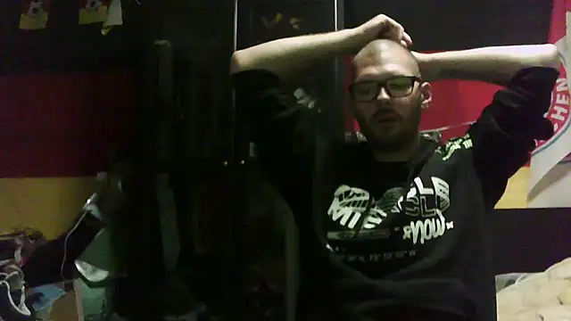 Die-geile-Sau online show from September 25, 2025, 7:06 pm