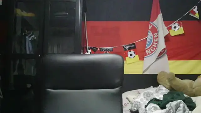 Die-geile-Sau online show from February 24, 2026, 9:24 pm