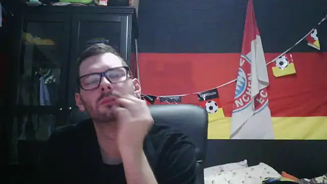 Die-geile-Sau online show from February 27, 2026, 9:26 pm