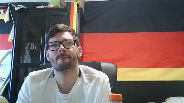Die-geile-Sau online show from June 13, 2026, 4:49 pm