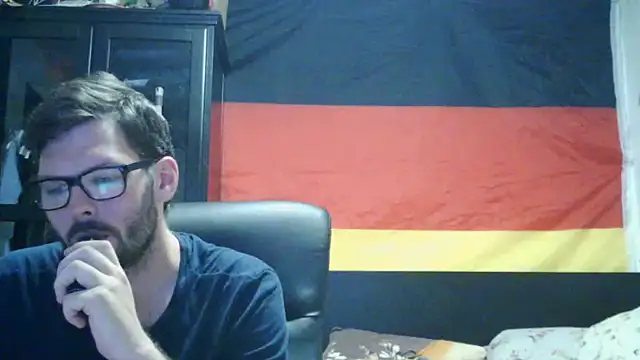 Die-geile-Sau online show from June 18, 2026, 9:08 pm