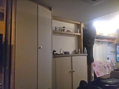 Ebinator666 online show from April 19, 2026, 9:39 pm