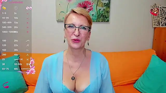 iamyourdream89 online show from January 31, 2025, 9:26 pm