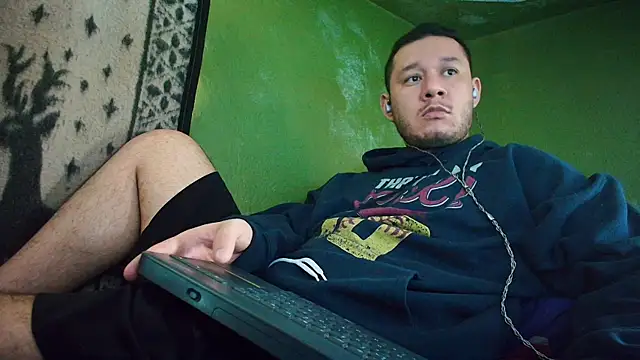 sweet cock28 online show from February 26, 2025, 3:30 pm