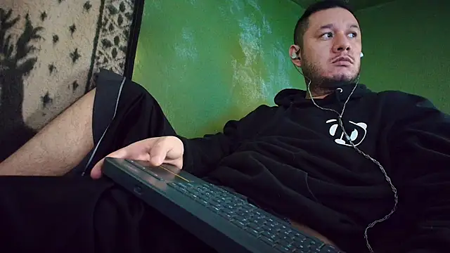 sweet cock28 online show from March 21, 2025, 3:35 pm