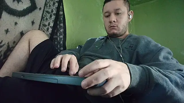 sweet cock28 online show from October 18, 2025, 3:24 pm