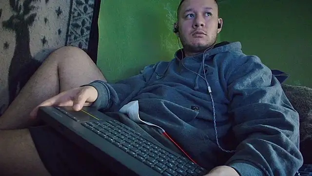 sweet cock28 online show from February 8, 2026, 2:09 pm