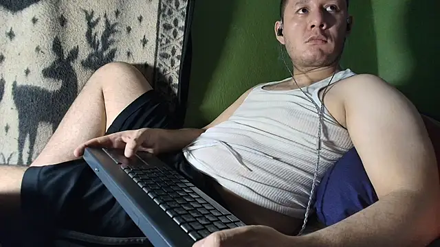 sweet cock28 online show from April 22, 2026, 3:31 am