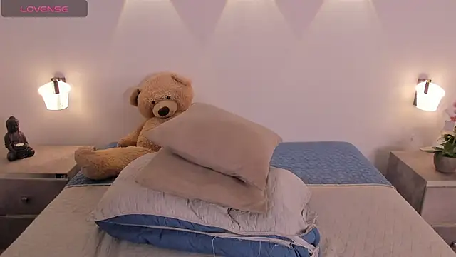 natassha1 online show from January 26, 2025, 2:19 pm