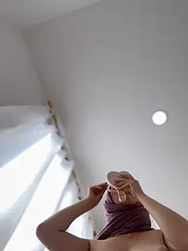 naughty  angel online show from December 17, 2024, 2:00 pm