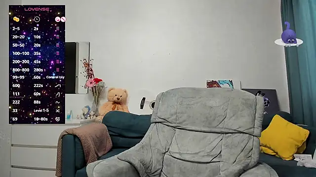 Katniss K online show from February 27, 2025, 2:10 pm