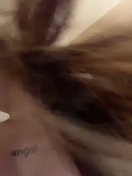 Snapshot of Alina_Vibe_Me chatting on February 23, 2026, 11:35 pm Alina Vibe Me online show from February 23, 2026, 11:35 pm