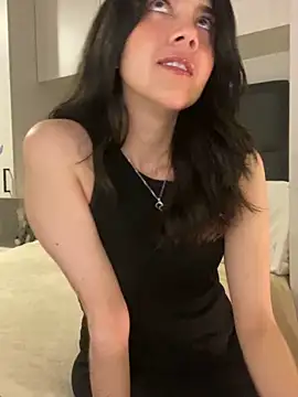 saori 10 online show from February 3, 2025, 5:29 am