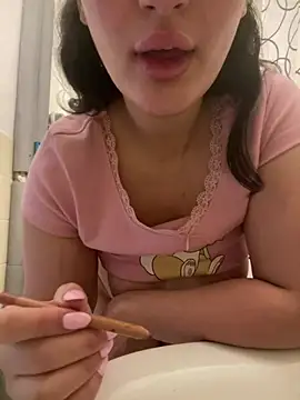 Sarahkhaalifa online show from March 30, 2026, 8:59 am