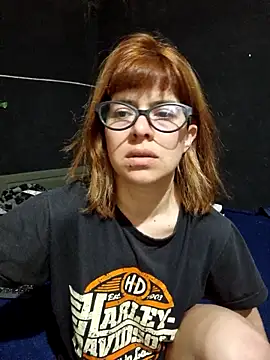 Carlafoxxx online show from September 17, 2025, 5:47 pm