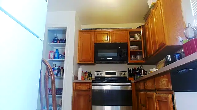 DiamondMonroeXo online show from March 19, 2026, 4:33 pm