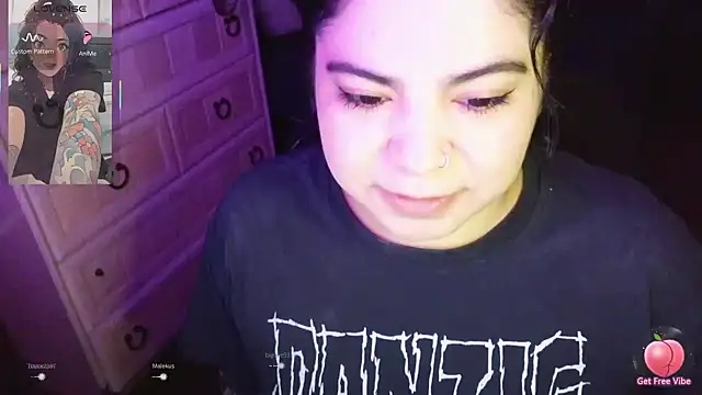 kimmiakiss22 online show from March 16, 2026, 11:31 pm