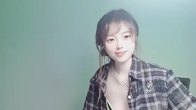 Snapshot of VaerySaenz chatting on January 2, 2025, 6:07 am VaerySaenz online show from January 2, 2025, 6:07 am