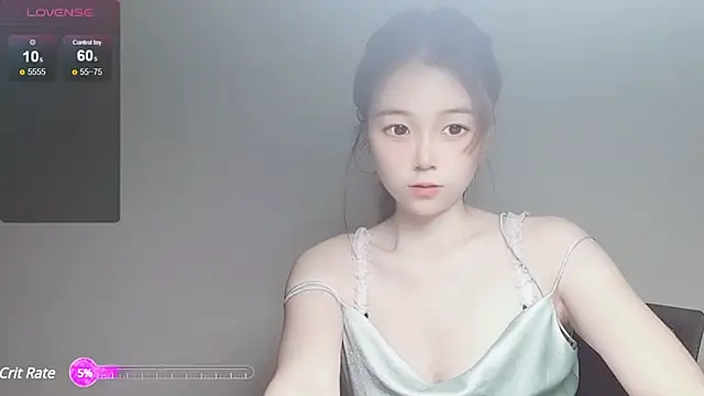 Snapshot of VaerySaenz chatting on February 6, 2025, 1:38 am VaerySaenz online show from February 6, 2025, 1:38 am