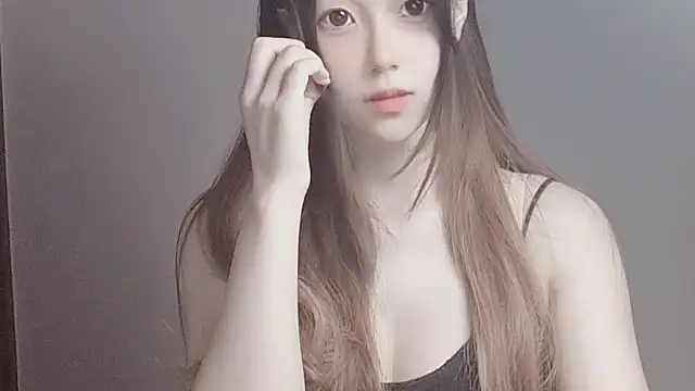 Snapshot of VaerySaenz chatting on October 7, 2025, 3:04 am VaerySaenz online show from October 7, 2025, 3:04 am