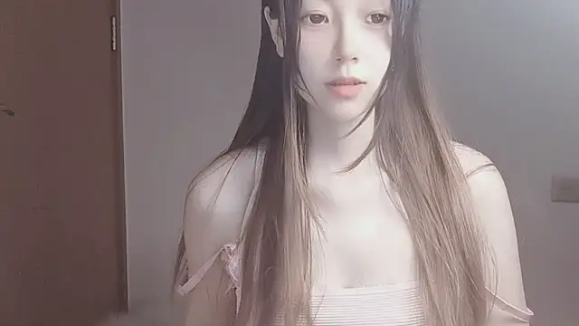 Snapshot of VaerySaenz chatting on October 12, 2025, 5:17 am VaerySaenz online show from October 12, 2025, 5:17 am