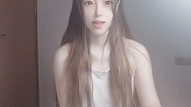 Snapshot of VaerySaenz chatting on October 19, 2025, 4:13 am VaerySaenz online show from October 19, 2025, 4:13 am