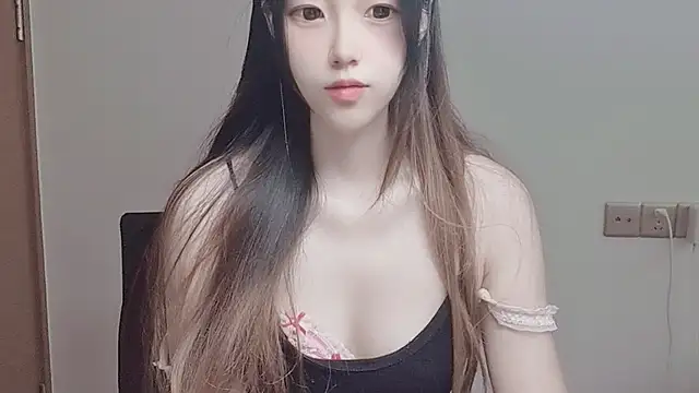 Snapshot of VaerySaenz chatting on November 10, 2025, 2:10 am VaerySaenz online show from November 10, 2025, 2:10 am