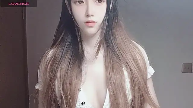 Snapshot of VaerySaenz chatting on November 11, 2025, 3:01 pm VaerySaenz online show from November 11, 2025, 3:01 pm