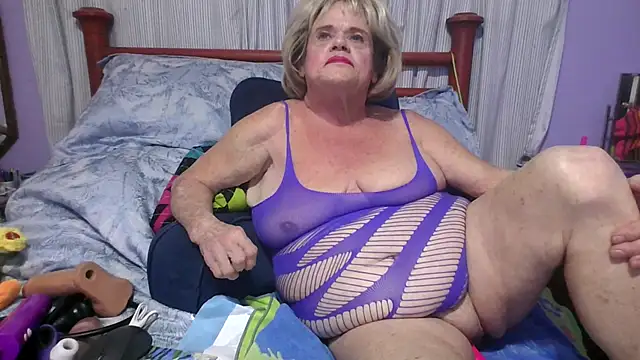 Snapshot of BigClitMelody chatting on January 17, 2026, 11:52 pm BigClitMelody online show from January 17, 2026, 11:52 pm